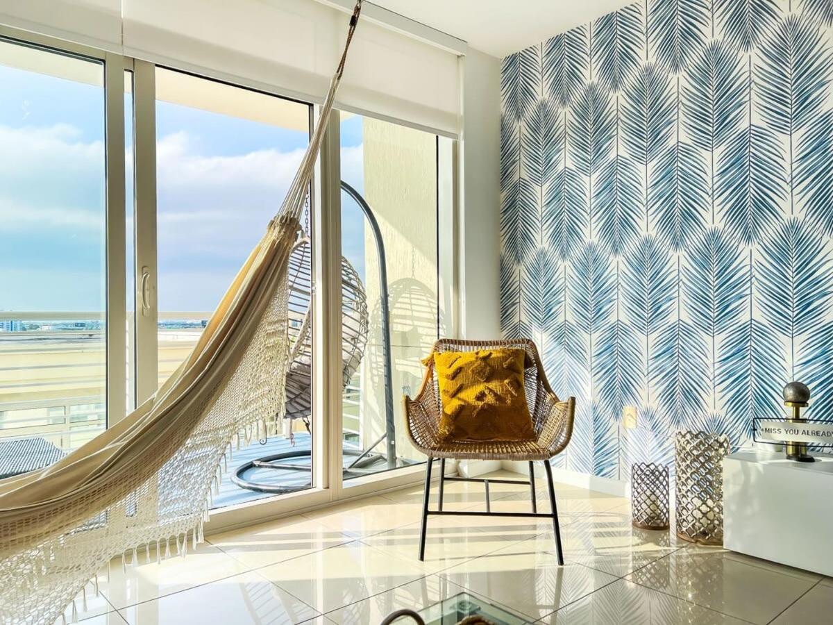 Palm Place Heart Of Miami With Parking Pool And Gym Extérieur photo